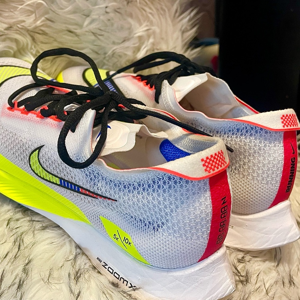 NIKE ZOOMX STREAKFLY WALK-RUN-TRAINING SHOES SZ 12